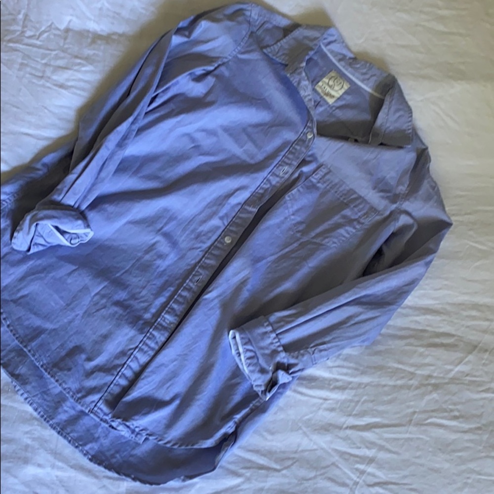 Aritzia boyfriend fit button up shirt